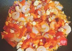 Illustration of how to make shrimp and chicken pizza 2