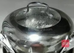 Cranberry Steamed Cake Recipe Illustration 5