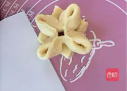 Illustration of how to make jam bread 12