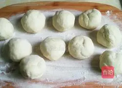 Illustration of how to make meat floss pancakes 7