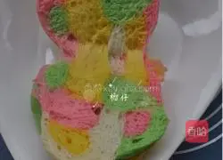 Illustration of how to make colorful hydrangea bread 17