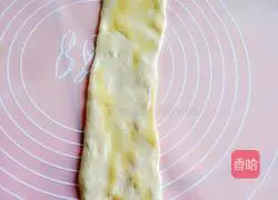 Illustration of how to make crispy bread rolls 9