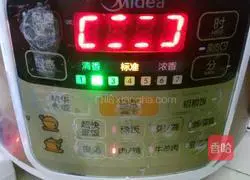 Illustration of homemade meat floss 4