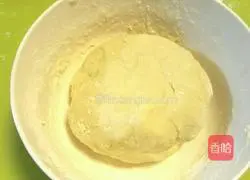 Illustration of how to make milk-flavored hand-shredded pancakes 5