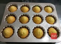 French Madeleine Recipe Illustration 18