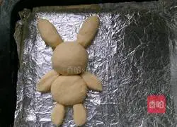 Illustration of how to make bunny cream bread 11