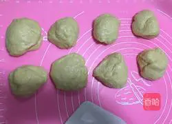 Illustration of how to make bean paste buns 9