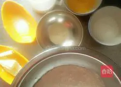 Illustration of how to make scallion sausage bread 1