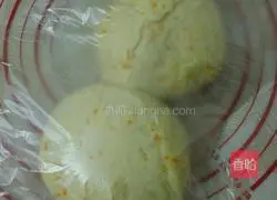 Illustration of how to make orange toast bread 7