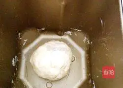 Illustration of how to make raisin buns in yogurt 1