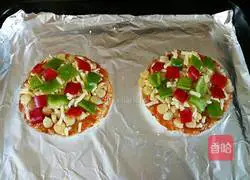 Illustration of how to make rice pizza 12