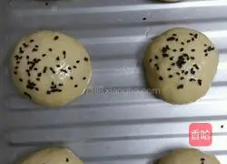 Cream Illustration of making buns 7