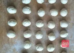 Illustration of how to make rose bread 10