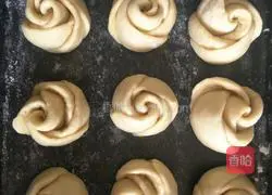 Rose bread recipe illustration 16