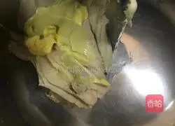 Illustration of how to make Duobao soft European bread 5