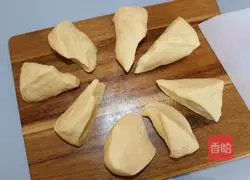 Illustration of how to make mung bean bread 4