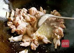 Illustration of how to make fried bullfrog with green pepper 8