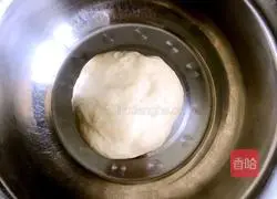 Illustration of how to make seaweed and meat floss bread 9