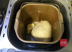 Illustration of how to make chive bread 2