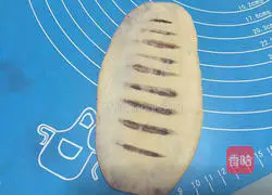 Illustration of how to make bean paste bread 15