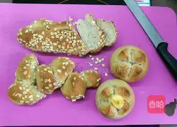 Illustration of how to make French bread (French baguette, wheat baguette and cream cheese bag) 14