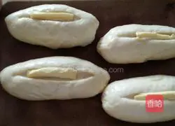 Illustration of how to make borscht bread 12