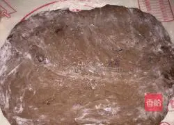 Michelle Illustration of how to make cocoa bread 8