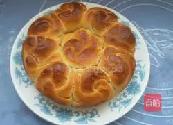 Rose bread.Illustration of how to make it 11