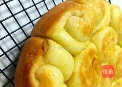 Illustration of how to make buns 12