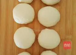 Illustration of how to make meat floss croissants 7