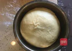 Illustration of how to make cartoon fish bread 5