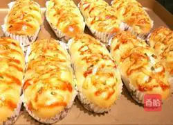 Illustration of how to make scallion, cheese, meat floss and ham bread 7