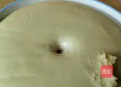 Illustration of how to make small bread 7