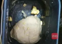 Christmas Wreath Bread Recipe Illustration 2