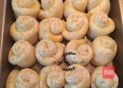 Honey Bun Recipe Illustration 13