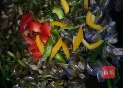 Illustration of how to stir-fry sea melon seeds in Jinbuhuan 8