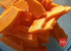 Illustration of how to make pumpkin bread rolls 1