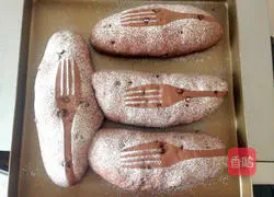 Chocolate Banana Cheese Bread Recipe Illustration 8