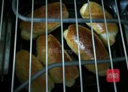 Toasted whole wheat bread Illustration of how to do it 17