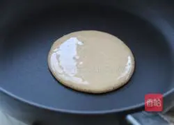 Illustration of how to make fried meat floss cake 4