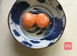 Illustration of how to make meat floss and glutinous rice rolls 2