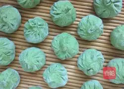 Illustration of how to make fried and hot bread 1