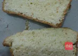 Illustration of making homemade bread crumbs 1