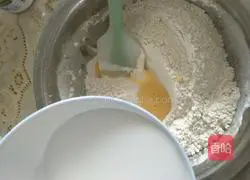 Rose bread recipe illustration 3