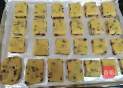 Cranberry Soufflé Recipe Illustration 8