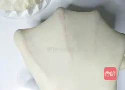 Illustration of how to make original flower-shaped bread 4