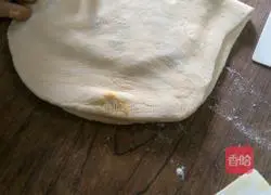 Illustration of how to make croissants 10