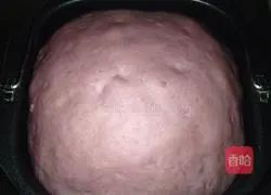 Illustration of how to make purple sweet potato bacon and dried fruit bread 2