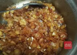 Illustration of how to make caramel apple bread 1