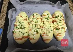 Illustration of how to make green onion cheese bread 6